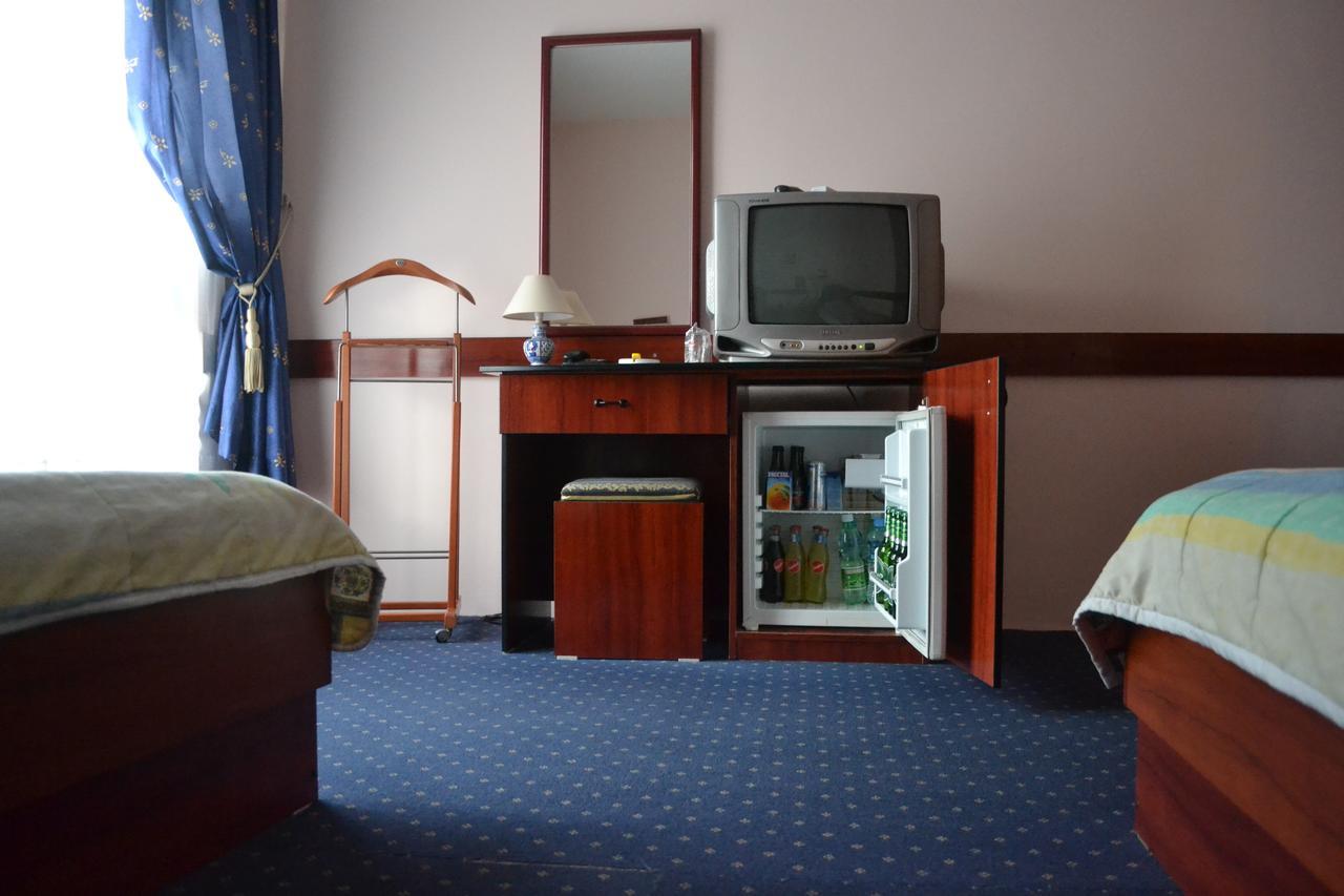 Hotel Mimoza Kumanovo Exterior photo